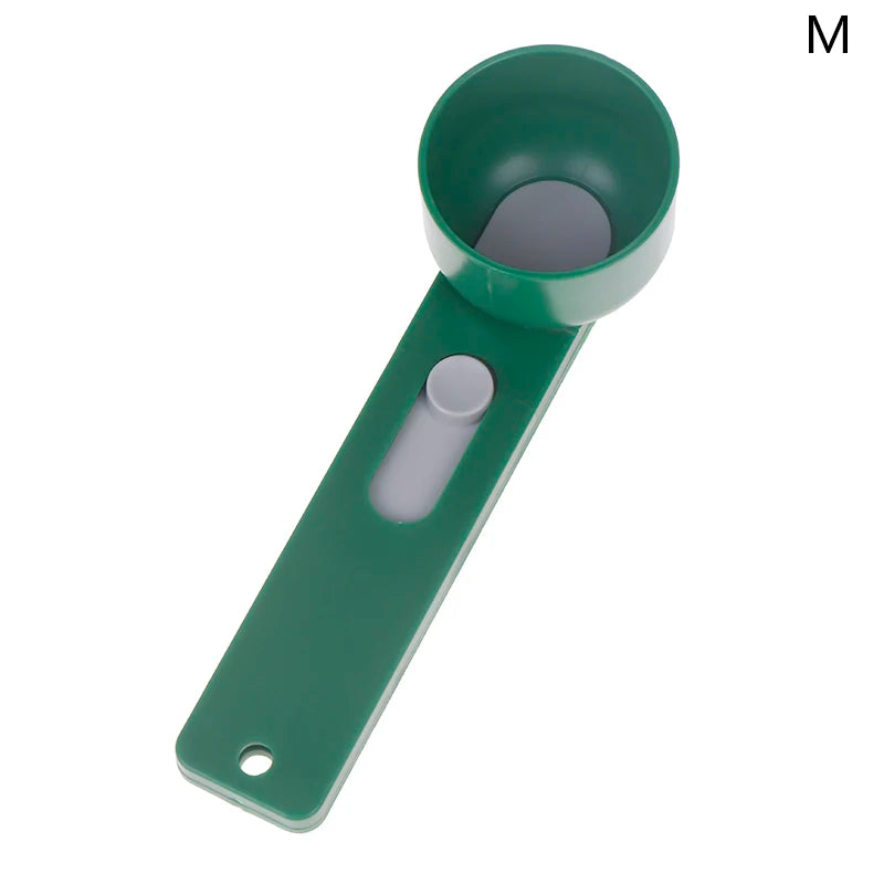 Essential Mess-Free Measuring Spoon™