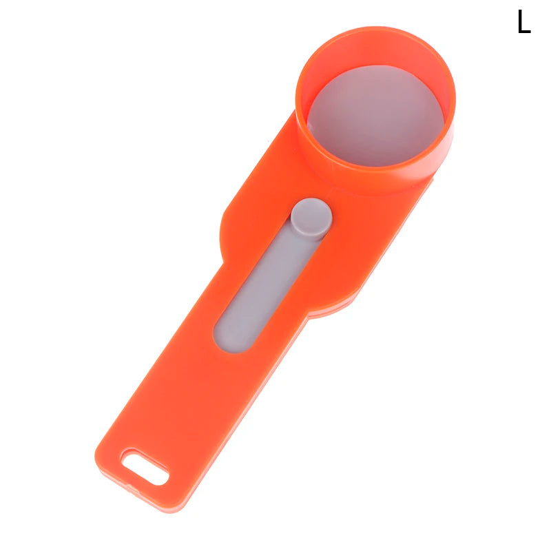 Essential Mess-Free Measuring Spoon™